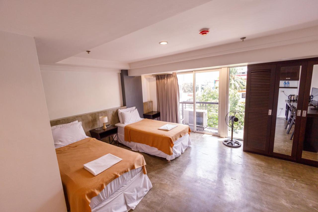 5880 Enriquez Residences Manilla Buitenkant foto