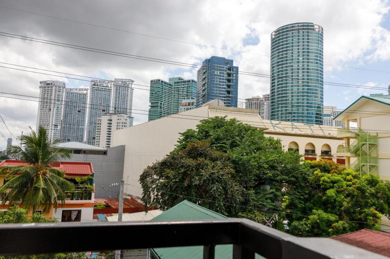 5880 Enriquez Residences Manilla Buitenkant foto