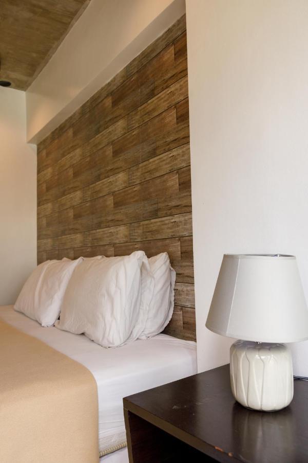 5880 Enriquez Residences Manilla Buitenkant foto