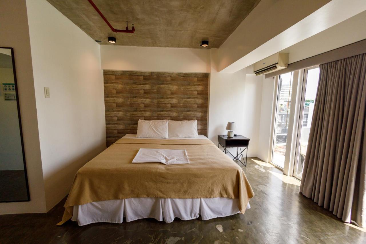 5880 Enriquez Residences Manilla Buitenkant foto