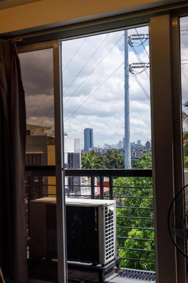 5880 Enriquez Residences Manilla Buitenkant foto