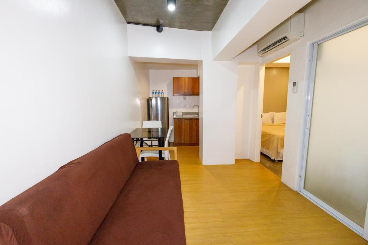 5880 Enriquez Residences Manilla Buitenkant foto