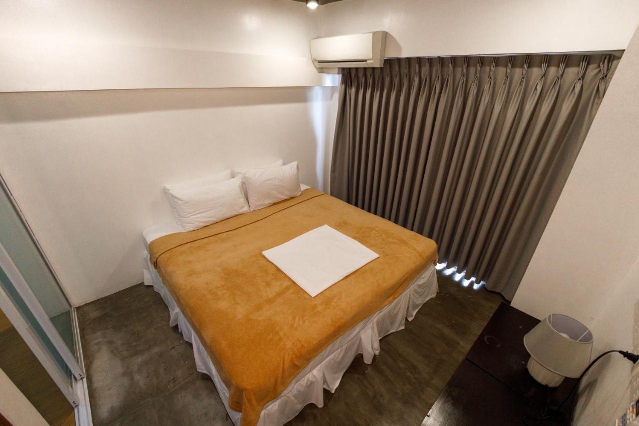 5880 Enriquez Residences Manilla Buitenkant foto