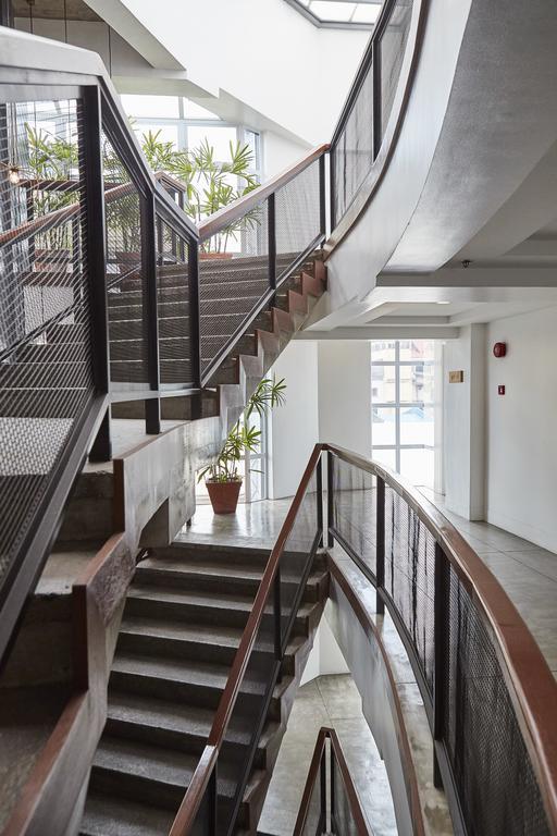 5880 Enriquez Residences Manilla Buitenkant foto