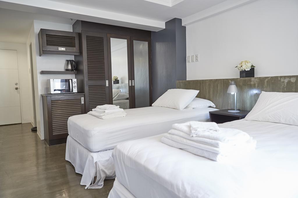 5880 Enriquez Residences Manilla Buitenkant foto