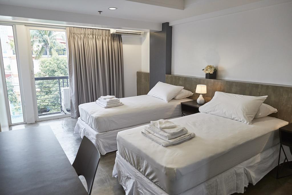 5880 Enriquez Residences Manilla Buitenkant foto