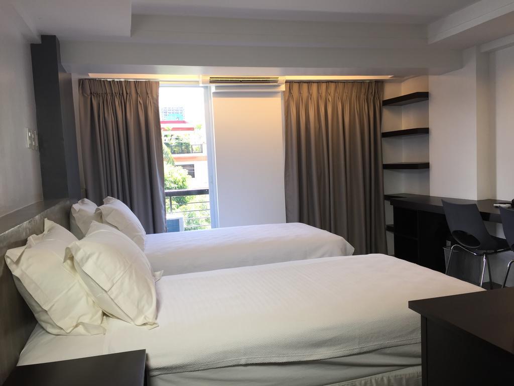 5880 Enriquez Residences Manilla Buitenkant foto